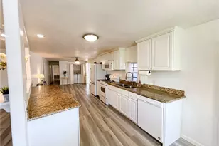 17700 Avalon Blvd, Carson, CA 90746 - Photo 14