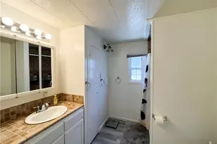 17700 Avalon Blvd, Carson, CA 90746 - Photo 18