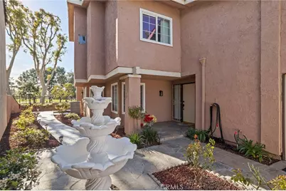 1981 W Bayshore, Anaheim, CA 92801 - Photo 4