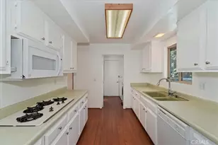 383 Catalina, Big Bear Lake, CA 92315 - Photo 16