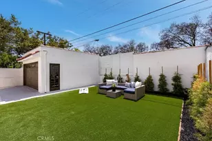 4325 9th Ave, Los Angeles, CA 90008 - Photo 32