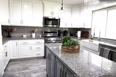 7833 Calle Carrisa Street, Highland, CA 92346 - Photo 4