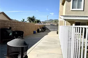 7833 Calle Carrisa St, Highland, CA 92346 - Photo 46