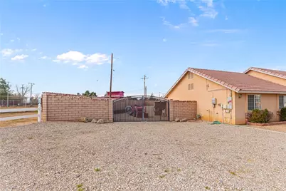 14728 Nokomis, Apple Valley, CA 92307 - Photo 48