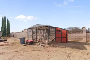 14728 Nokomis, Apple Valley, CA 92307 - Photo 38