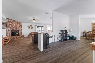 14728 Nokomis, Apple Valley, CA 92307 - Photo 8