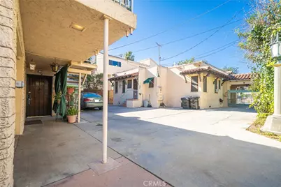 6130 Whitsett Ave, North Hollywood, CA 91606 - Photo 32