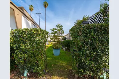 12650 California St #15, Yucaipa, CA 92399 - Photo 2