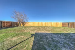 10842 Wakefield, Adelanto, CA 92301 - Photo 46