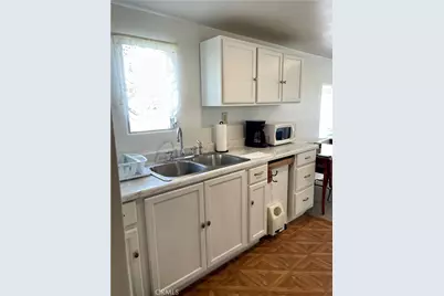 12995 6th, Yucaipa, CA 92399 - Photo 6