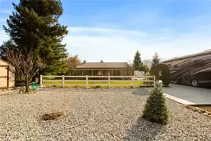 38808 Finch, Yucaipa, CA 92399 - Photo 36