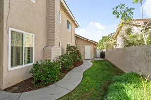 7243 Kittyhawk St, Fontana, CA 92336 - Photo 36