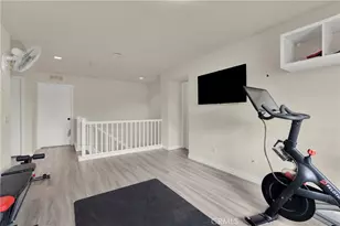 9037 Calico Ct, Oak Hills, CA 92344 - Photo 30