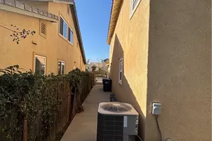 1064 Queen Annes Ln, Beaumont, CA 92223 - Photo 58