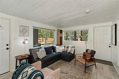 33353 Yukon Drive, Green Valley Lake, CA 92341 - Photo 6