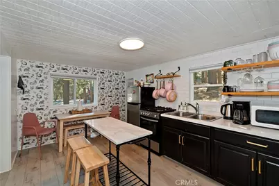 33353 Yukon Drive, Green Valley Lake, CA 92341 - Photo 12