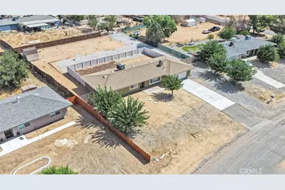 21940 Carlisle Road, Apple Valley, CA 92307 - Photo 40