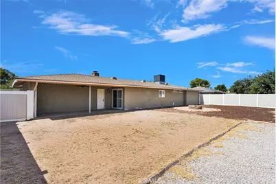 21940 Carlisle Road, Apple Valley, CA 92307 - Photo 30
