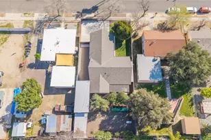 327 S Taylor, Hemet, CA 92543 - Photo 44