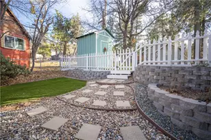 32958 Squirrel Ln, Running Springs, CA 92382 - Photo 6