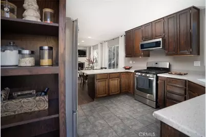 32958 Squirrel Ln, Running Springs, CA 92382 - Photo 14