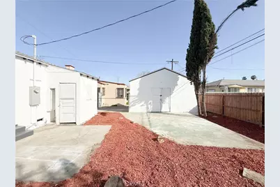 220 W 98th Street, Los Angeles, CA 90003 - Photo 24