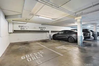 241 S Reeves Drive #302, Beverly Hills, CA 90212 - Photo 14