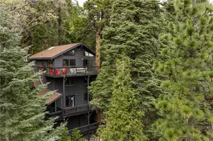 555 Dover Ct, Lake Arrowhead, CA 92352 - Photo 2