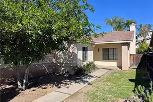 1621 Park Way, Lake Elsinore, CA 92530 - Photo 2