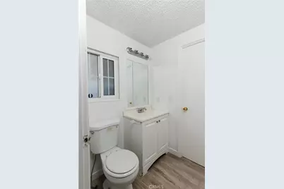 1241 N East #216, Anaheim, CA 92805 - Photo 18