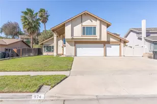 974 Nottingham, Corona, CA 92880 - Photo 4