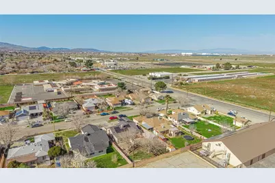38738 Puerta Ave, Palmdale, CA 93550 - Photo 40