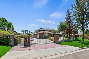 6975 Wyndham Hill Dr, Riverside, CA 92506 - Photo 4