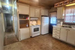 1010 N Terrace, San Bernardino, CA 92410 - Photo 8