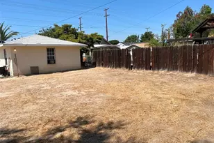338 S Gilbert, Hemet, CA 92543 - Photo 14