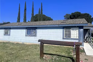 10885 Jonathan, Cherry Valley, CA 92223 - Photo 6