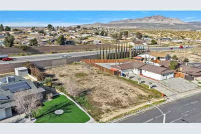 15860 La Paz, Victorville, CA 92395 - Photo 1