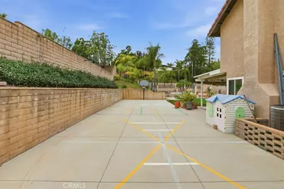 2416 Patriot Way, Corona, CA 92882 - Photo 38