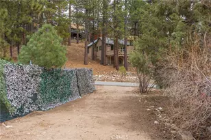 1070 Comanche, Fawnskin, CA 92333 - Photo 12