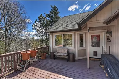 26520 Walnut Hills Drive, Lake Arrowhead, CA 92352 - Photo 36