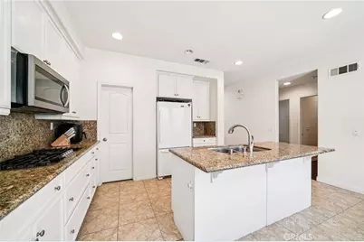 14609 McKendree Avenue, Chino, CA 91710 - Photo 8