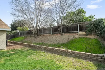 1038 Sandalwood Avenue, Redlands, CA 92374 - Photo 34