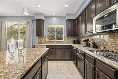 27737 Hackberry, Murrieta, CA 92562 - Photo 14