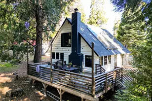 252 Crest Circle, Lake Arrowhead, CA 92352 - Photo 2