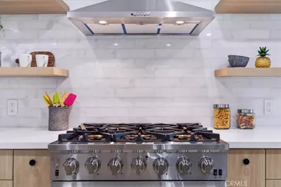 3825 Edgehill Drive, Los Angeles, CA 90008 - Photo 8