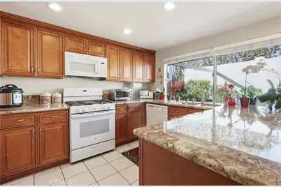 11477 Benton, Loma Linda, CA 92354 - Photo 8