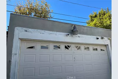 2051 N Catalina Street, Los Angeles, CA 90027 - Photo 8