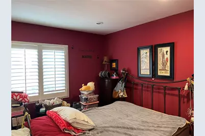 2051 N Catalina Street, Los Angeles, CA 90027 - Photo 16
