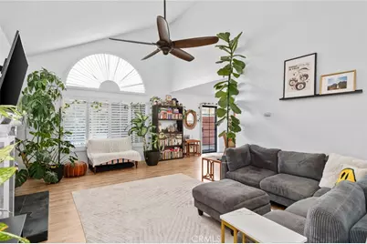 2160 Falcon Crest Drive, Riverside, CA 92506 - Photo 4