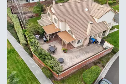 2160 Falcon Crest Drive, Riverside, CA 92506 - Photo 32